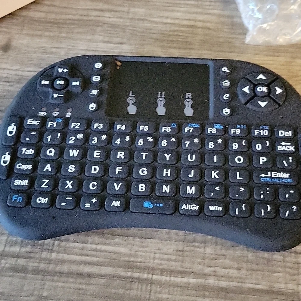 Awesome mini key board.canhook to five different features.also has a auto sleep